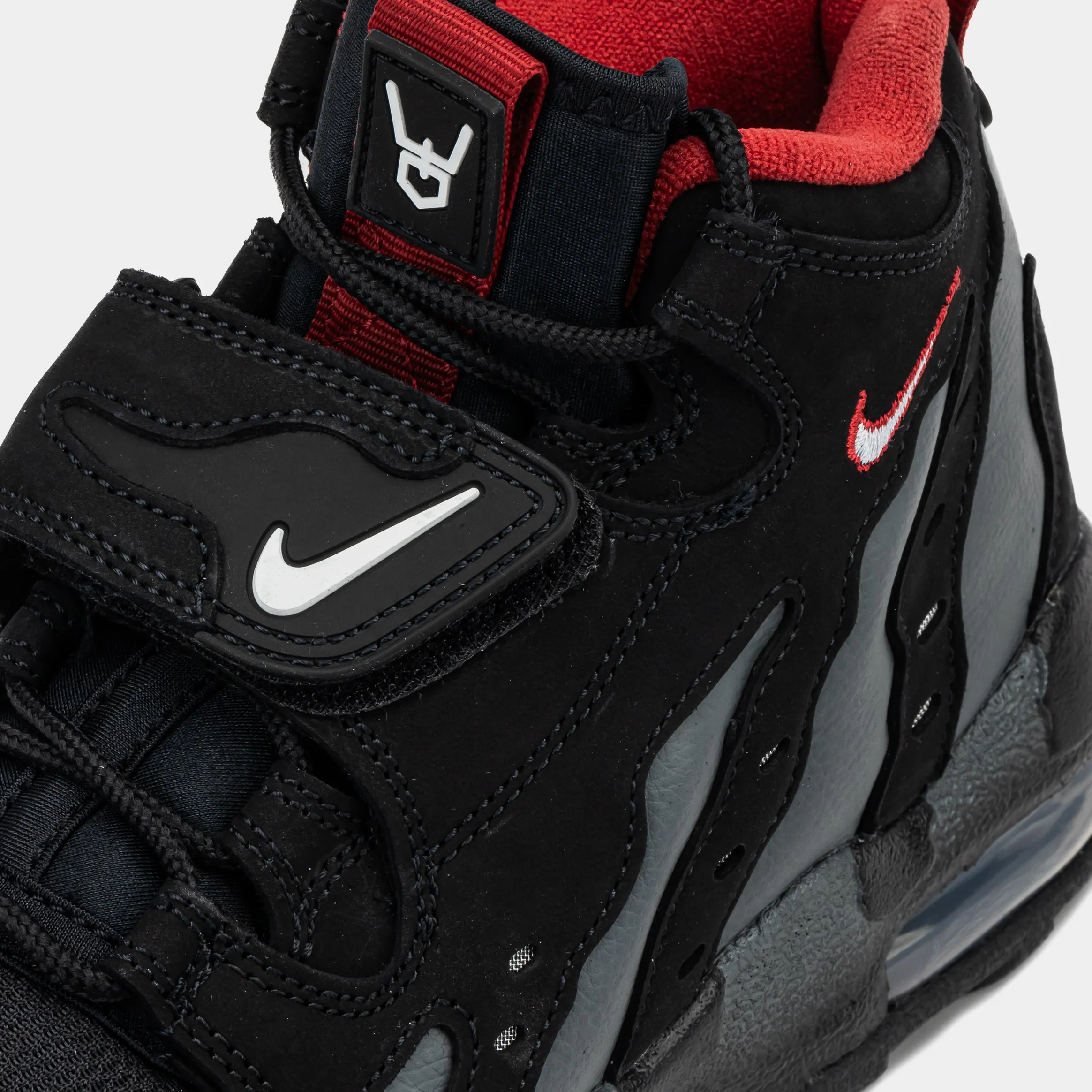 Air DT Max '96 Falcons Mens Basketball Shoes (Black/White/Team Anthracite/Metallic Silver/Fire Red)