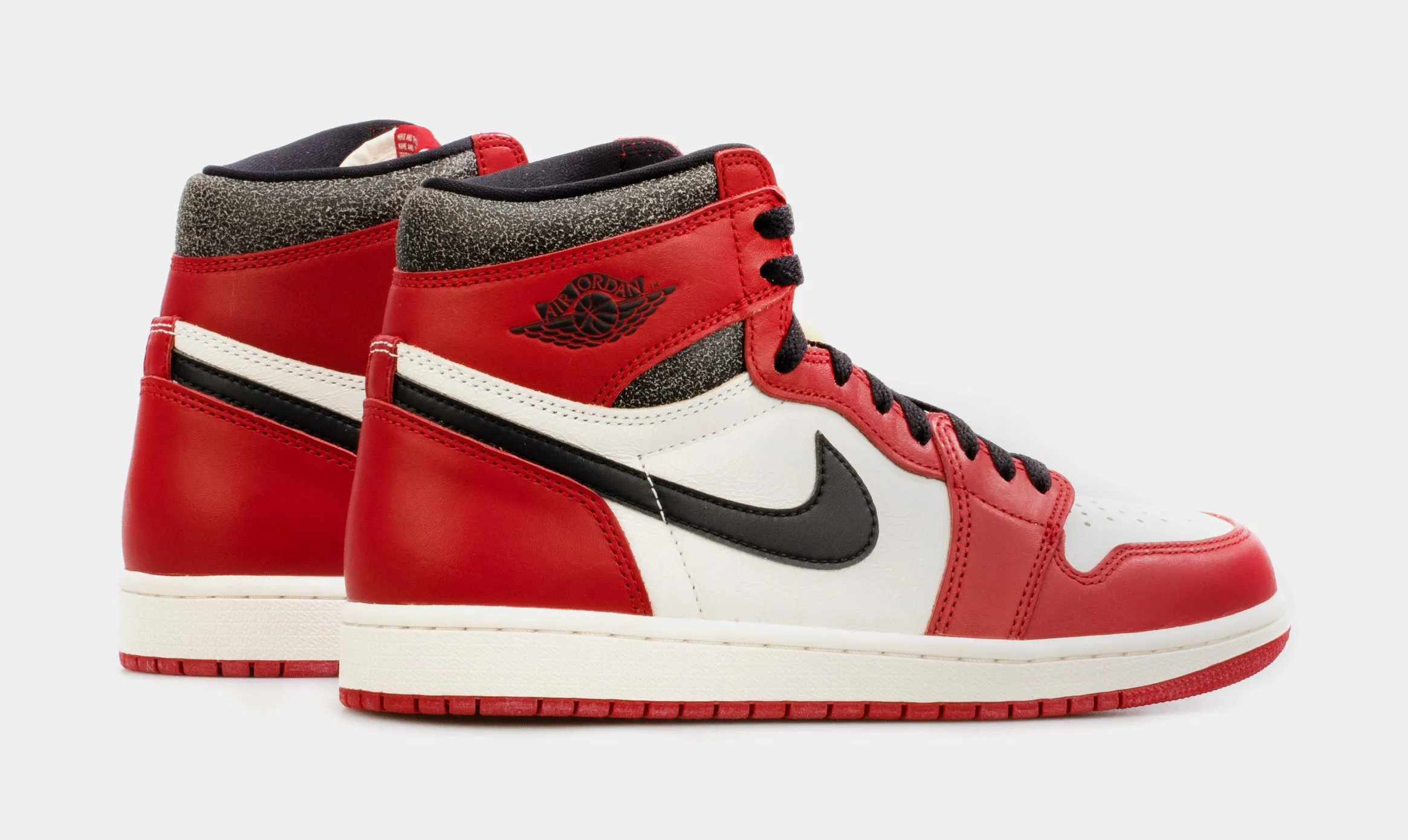 Air Jordan 1 Retro High Chicago Lost & Found Mens Lifestyle Shoes (Black/Red) Limit One Per Customer