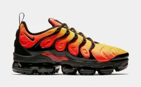 Air VaporMax Plus Mens Running Shoes (Black/Total Orange/Total Crimson)