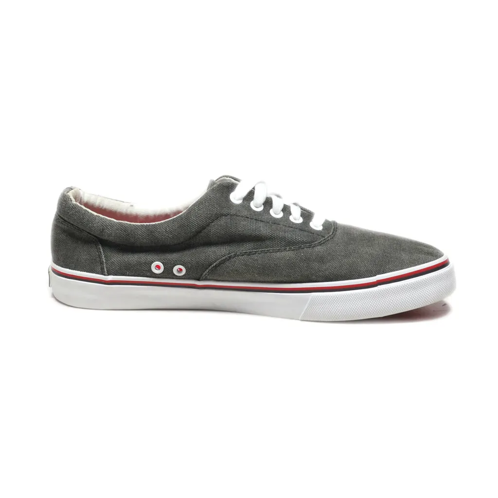 Fila Low-Top Sneakers Canvas Grey Colour For Men