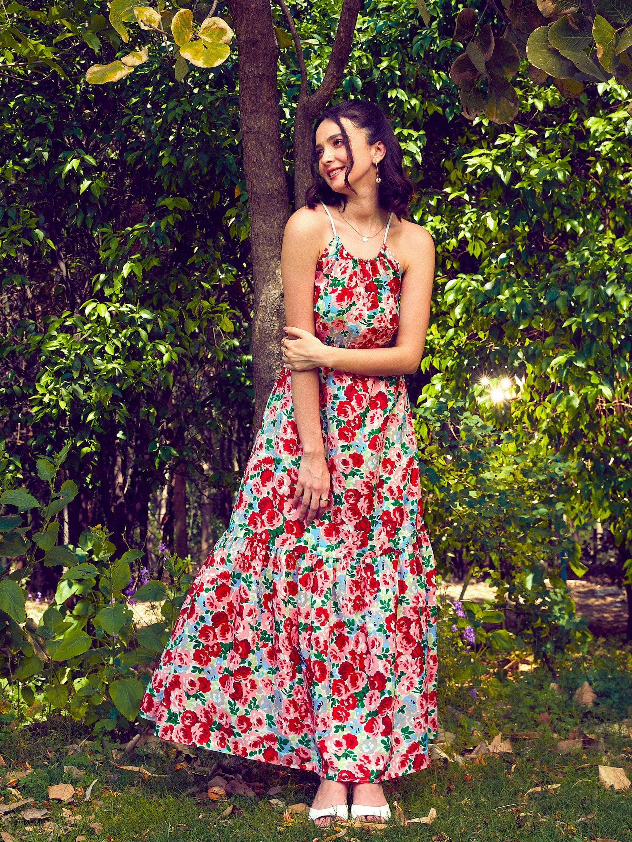 Women Red Floral Backless Maxi Dress